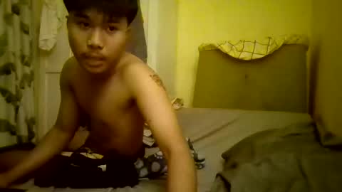 Snapshot of asian_prince_of_cock chatting on November 26, 7:42 am Prince online show from November 26, 7:42 am