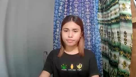 Snapshot of asian_sofiaxxx chatting on December 15, 6:17 am Sofia online show from December 15, 6:17 am