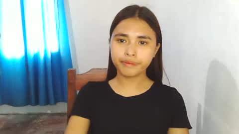 Snapshot of asian_sofiaxxx chatting on June 18, 6:24 am Sofia online show from June 18, 6:24 am