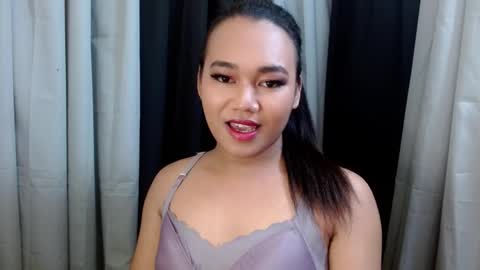 stacey online show from December 17, 11:38 am