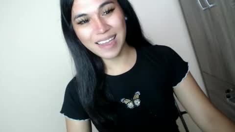 Snapshot of asianblk_barbiedoll chatting on April 28, 2:27 am asianblk_barbiedoll online show from April 28, 2:27 am