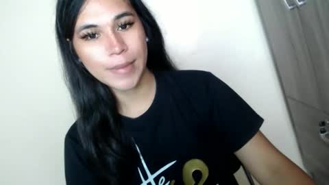 Snapshot of asianblk_barbiedoll chatting on April 29, 12:59 am asianblk_barbiedoll online show from April 29, 12:59 am