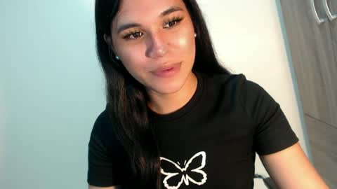 Snapshot of asianblk_barbiedoll chatting on May 28, 4:48 pm asianblk_barbiedoll online show from May 28, 4:48 pm