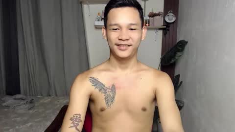 Snapshot of asianboycock14 chatting on April 12, 5:34 am asianboycock14 online show from April 12, 5:34 am