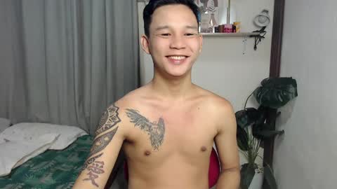 Snapshot of asianboycock14 chatting on May 21, 10:17 pm asianboycock14 online show from May 21, 10:17 pm