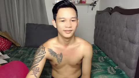 Snapshot of asianboycock14 chatting on June 9, 12:00 am asianboycock14 online show from June 9, 12:00 am