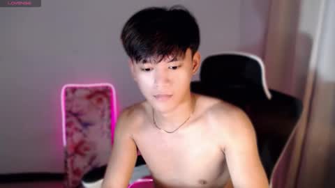 Snapshot of asianbrilee chatting on June 5, 10:04 pm asianbrilee online show from June 5, 10:04 pm