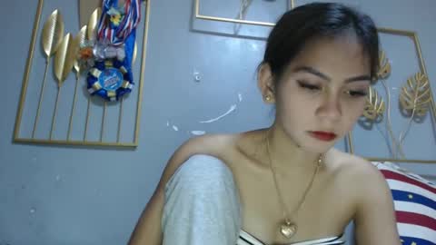 Snapshot of asiancharlotte chatting on December 23, 10:10 am asian charlotte online show from December 23, 10:10 am