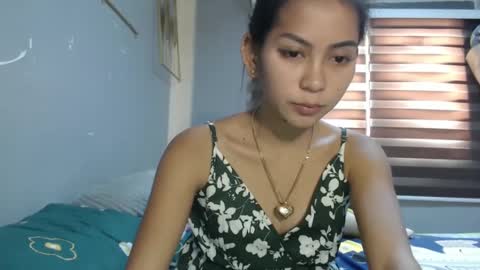 Snapshot of asiancharlotte chatting on February 2, 3:43 am asian charlotte online show from February 2, 3:43 am