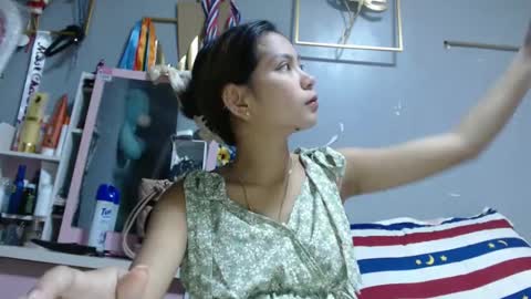 Snapshot of asiancharlotte chatting on March 7, 5:51 am asian charlotte online show from March 7, 5:51 am