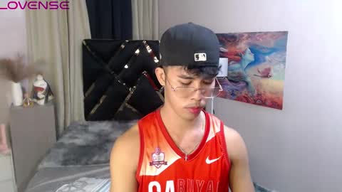 asiancum_peter online show from September 15, 10:04 am