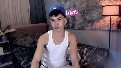 asiancum_peter online show from September 27, 11:26 am