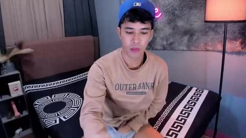 asiancum_peter online show from October 10, 1:15 am