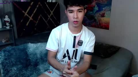 asiancum_peter online show from November 17, 2:17 am
