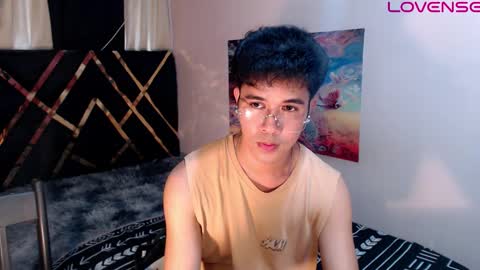 asiancum_peter online show from March 4, 2:28 am