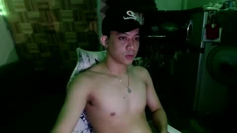 asiandreamboyx online show from December 11, 7:09 am