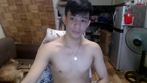 asiandreamboyx online show from December 19, 4:23 am