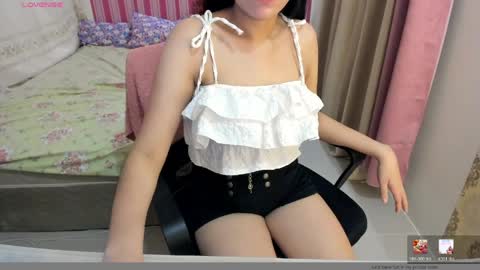 Snapshot of asianhot_babe chatting on March 30, 1:12 pm Melody online show from March 30, 1:12 pm