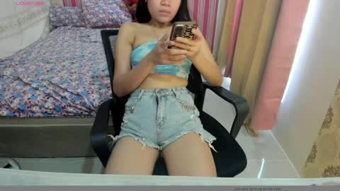 Snapshot of asianhot_babe chatting on April 9, 11:10 pm Melody online show from April 9, 11:10 pm
