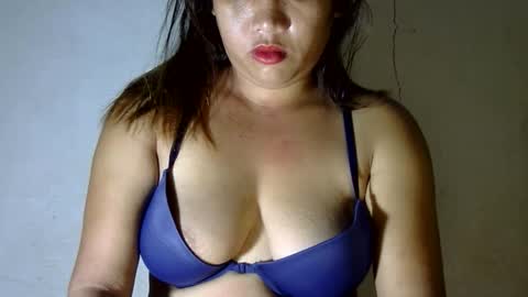 Snapshot of asianhottiesex chatting on March 17, 8:12 pm asianhottiesex online show from March 17, 8:12 pm