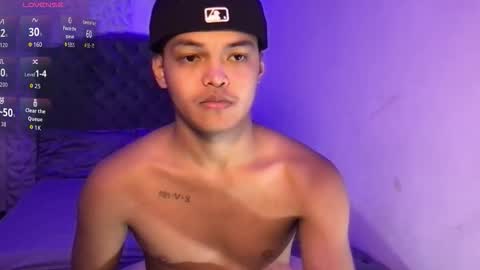 VICTORIA SCOTT online show from March 12, 9:26 am