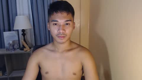 asianhunk_jamesx online show from September 21, 11:56 am