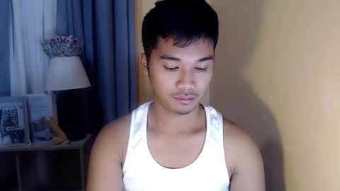 asianhunk_jamesx online show from November 9, 5:33 pm