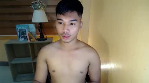 asianhunk_jamesx online show from January 19, 11:14 am