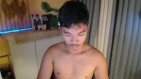 asianhunk_jamesx online show from February 10, 2:48 am