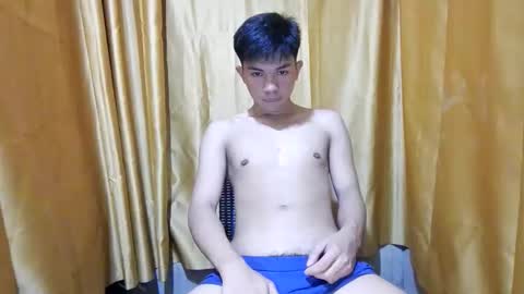 Snapshot of asianjay_hunks chatting on November 14, 12:15 pm asianjay_hunks online show from November 14, 12:15 pm