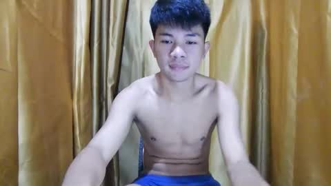Snapshot of asianjay_hunks chatting on November 18, 3:05 pm asianjay_hunks online show from November 18, 3:05 pm