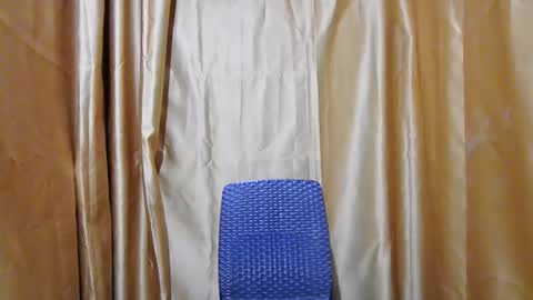 Snapshot of asianjay_hunks chatting on November 24, 7:35 pm asianjay_hunks online show from November 24, 7:35 pm