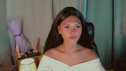 Kianna online show from April 25, 11:46 am