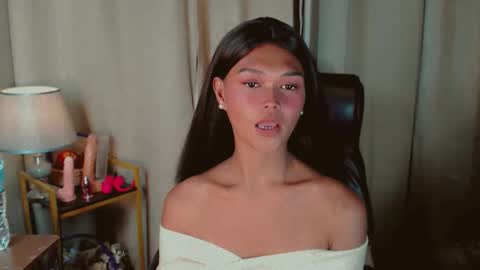 Kianna online show from May 17, 10:22 am