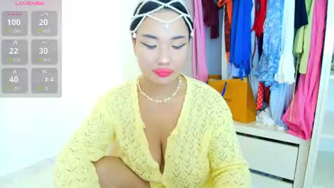 asianlumi online show from August 1, 3:55 pm