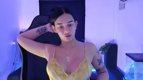 Mark online show from December 2, 9:25 am