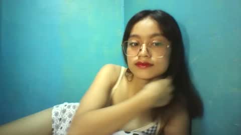 Snapshot of asiansexygirlxoxo chatting on April 2, 3:04 am ann online show from April 2, 3:04 am