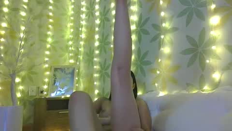 Snapshot of asianshiny chatting on January 10, 5:58 am Alice online show from January 10, 5:58 am