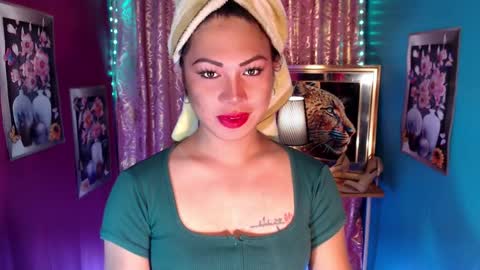 Snapshot of asiansignificant chatting on September 10, 11:10 am Babe online show from September 10, 11:10 am