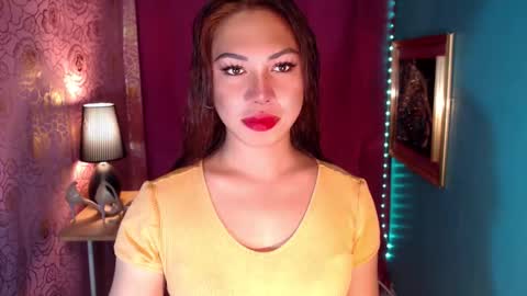 Snapshot of asiansignificant chatting on October 22, 1:39 am Babe online show from October 22, 1:39 am