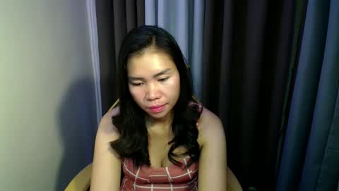 Snapshot of asiansluttyxx chatting on May 8, 2:17 am JEAN online show from May 8, 2:17 am