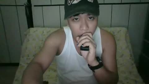 Snapshot of asianstepbro777 chatting on January 24, 6:35 pm asianstepbro777 online show from January 24, 6:35 pm