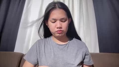 Lily online show from June 10, 4:01 am