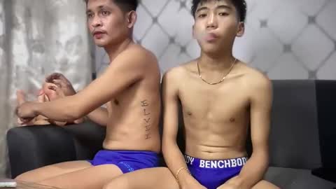 asiantwink0901 online show from April 6, 10:27 am