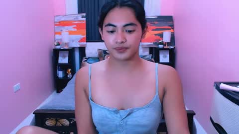 Snapshot of asianverstwink chatting on May 12, 1:47 am asianverstwink online show from May 12, 1:47 am