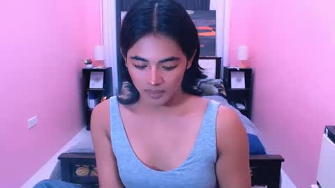 Snapshot of asianverstwink chatting on June 14, 6:10 pm asianverstwink online show from June 14, 6:10 pm
