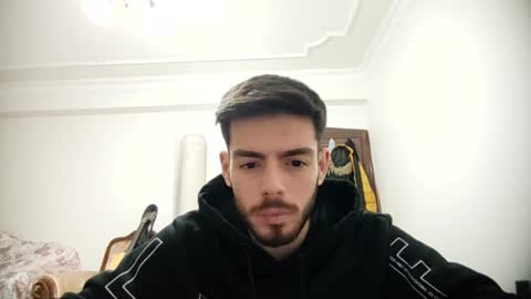 Snapshot of asihandsome06 chatting on December 14, 6:30 pm asihandsome06 online show from December 14, 6:30 pm