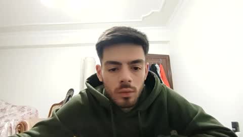 Snapshot of asihandsome06 chatting on January 25, 6:46 pm asihandsome06 online show from January 25, 6:46 pm