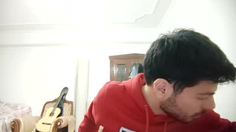 Snapshot of asihandsome06 chatting on February 16, 6:10 pm asihandsome06 online show from February 16, 6:10 pm