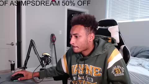 Snapshot of asimpsdream chatting on October 7, 2:14 pm asimpsdream online show from October 7, 2:14 pm